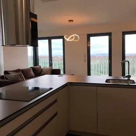 Ce Castle View 아파트
